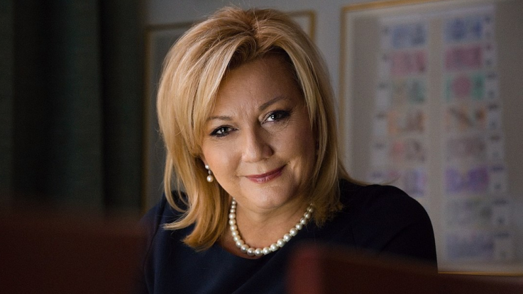 alena schillerova alena schillerova