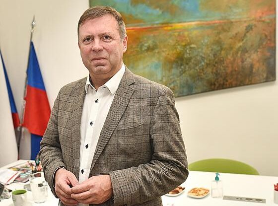 Blaha (ODS): Irracionální evropská regulace vážně ohrožuje automobilový sektor