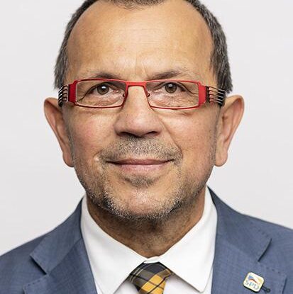Foldyna (SPD): Ať se vyjádří, že pošlou své syny a dcery bojovat za Ukrajinu