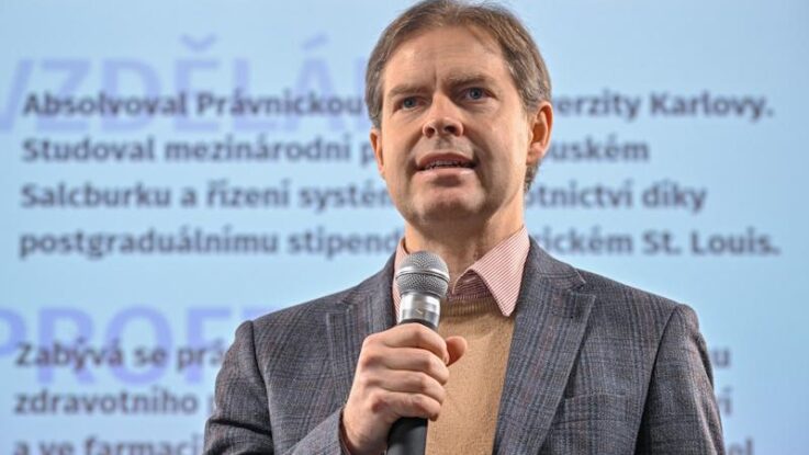 Dostál (Stačilo!): EU by neměla sloužit k naplňování imperiálních ambicí megalomanů z Bruselu