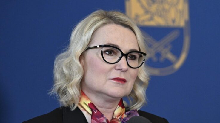 Ministryně Černochová: Posílení konkurenceschopnosti našich ozbrojených sil