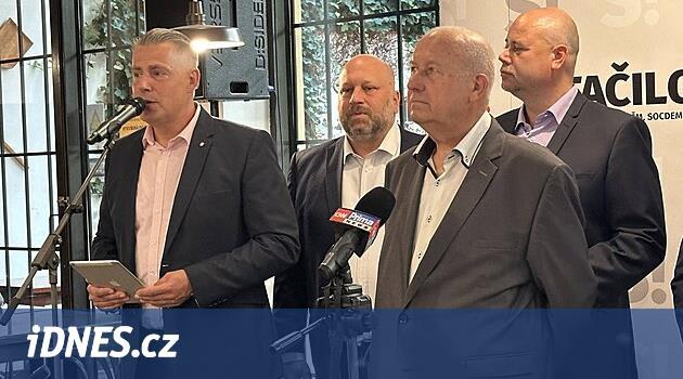 Scherfer (SOCDEM): Pracovní trh čelí krizi, vinou vlády se propadáme