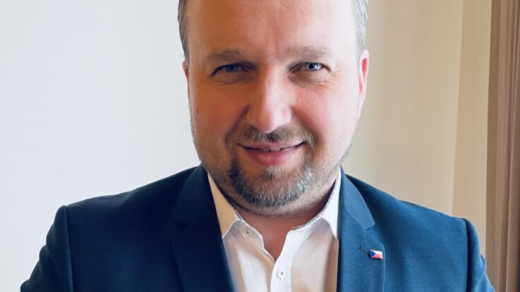 ministr jurecka priblizne domacnosti by melo mit narok na urcitou formu pomoci Ministr Jurečka: Přibližně 30 % domácností by mělo mít nárok na určitou formu pomoci
