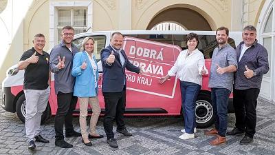 Nedvěd (SOCDEM): Chraňme české důchody před americkými zbrojními koncerny