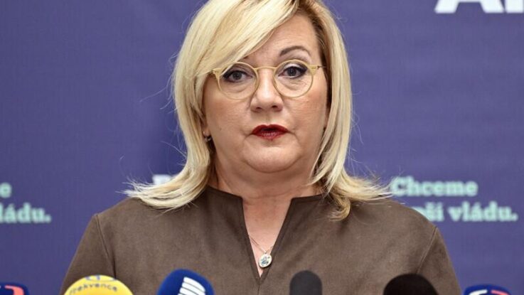 Schillerová (ANO): Život překračuje práci, vydělávání a společenskou prestiž