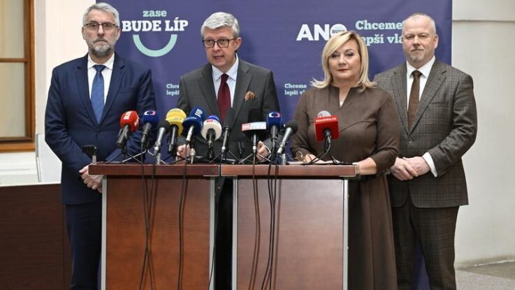 Králíček (ANO): Váš největší krok v digitalizaci spočívá v tom, že pan Bartoš zajistil nové obrazovky