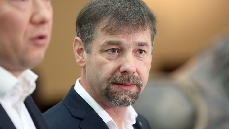 Koten (SPD): Miliony pro Ukrajinu investovány do hotelů v Chorvatsku
