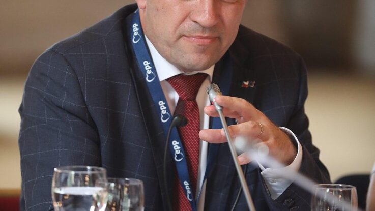 ministr vyborny zrejmy dukaz ze nase vlada podporuje demokracii Ministr Výborný: Zřejmý důkaz, že naše vláda podporuje demokracii