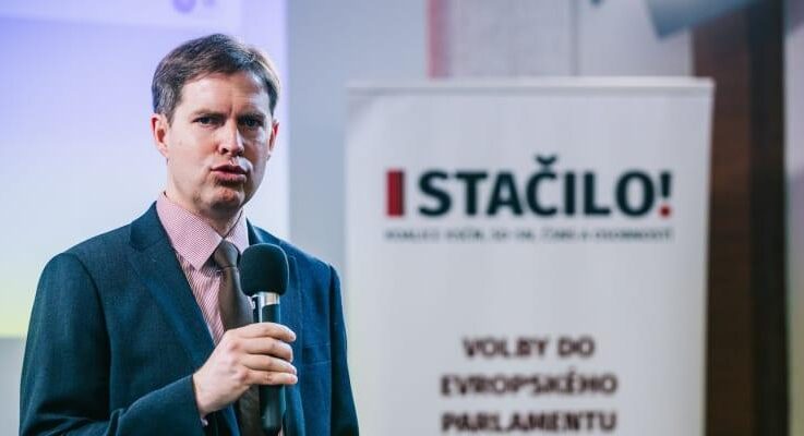 Dostál (Stačilo!): Umožněte mi vyjádřit svoji soustrast Danuši Nerudové