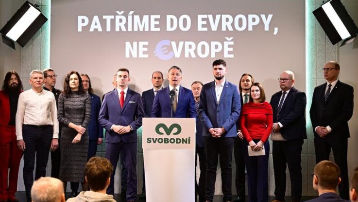 svobodni investice do zbrani misto do lidi nas nechrani Svobodní: Investice do zbraní místo do lidí nás nechrání