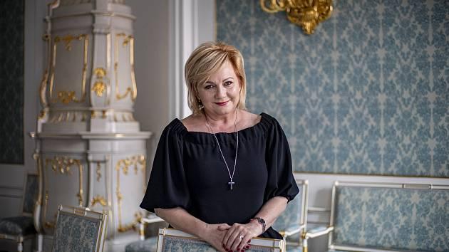 Schillerová (ANO): Ministr Blažek se zabývá praním peněz spojených s drogovým obchodem