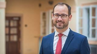 Farský (STAN): Svět nebude klidnější ani bezpečnější