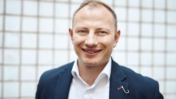knotek pirati duvody proc iran nesmi disponovat jadernymi zbranemi a obhajoba americkeho utoku Knotek (Piráti): Důvody, proč Írán nesmí disponovat jadernými zbraněmi a obhajoba amerického útoku