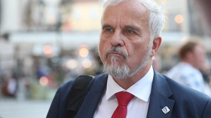 David (SPD): Evropskou unii řídí zločinci s pomocí naivních lidí