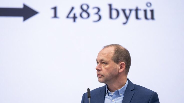 Kulhánek (STAN): Poskytněme regionům šanci