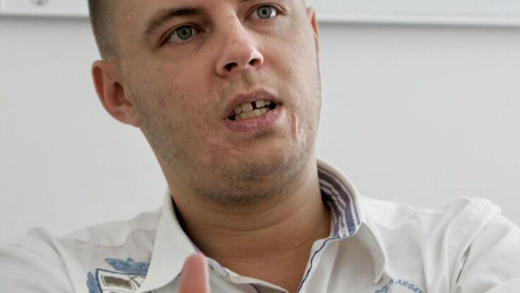 Rajchl (PRO): Je nutné nekompromisně se vypořádat s vyděrači