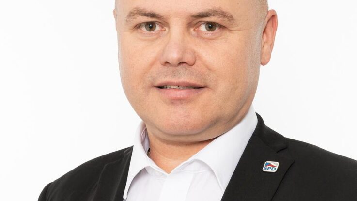 rozvoral spd obcane maji mit slovo ve volbach ne ustavni soud Rozvoral (SPD): Občané mají mít slovo ve volbách, ne Ústavní soud